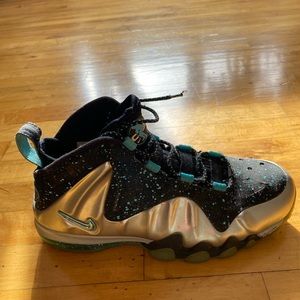 Nike Barkley Posite Max Metallic Silver Gamma Blue